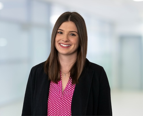 Nina Pfeiffer, SER Mitarbeiter